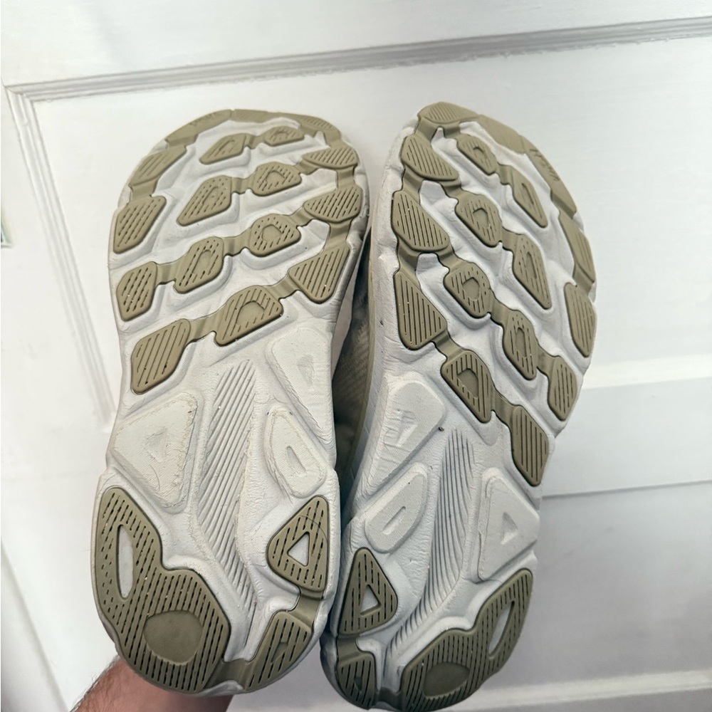 Hoka Beige and Gray Running Shoes - Picture 5 of 6